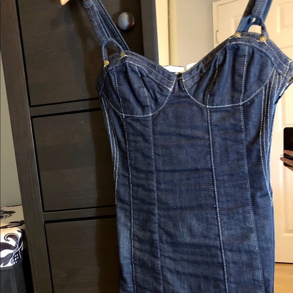 Denim Guess corset style dress with tie up back - Picture 1 of 4